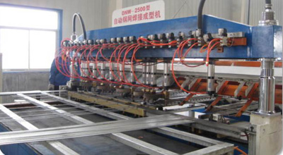 自动网片焊接机